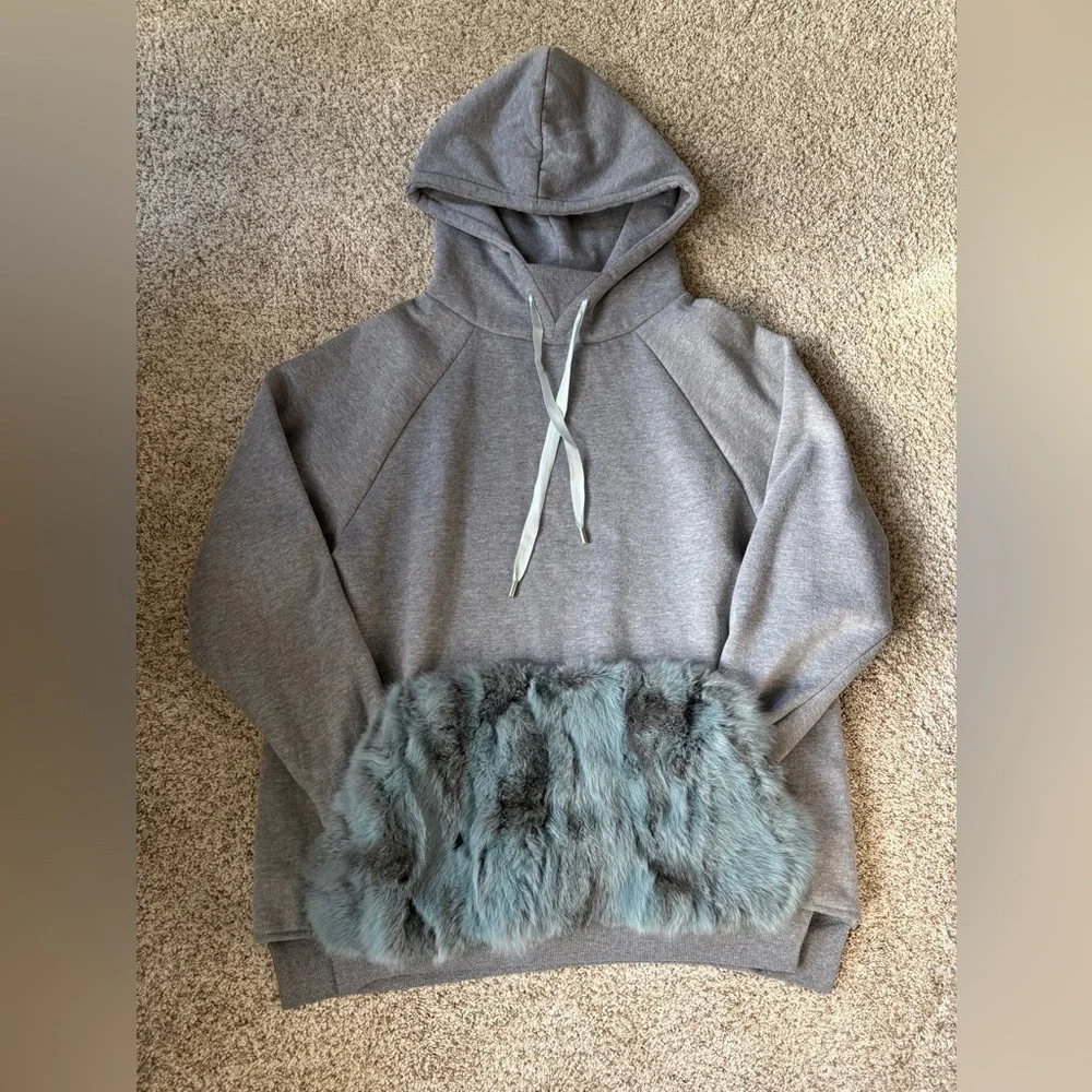 Jocelyn Luxe Oversized Sweatshirt Rabbit Fur Pocket Gray Size Small - Picture 2 of 9